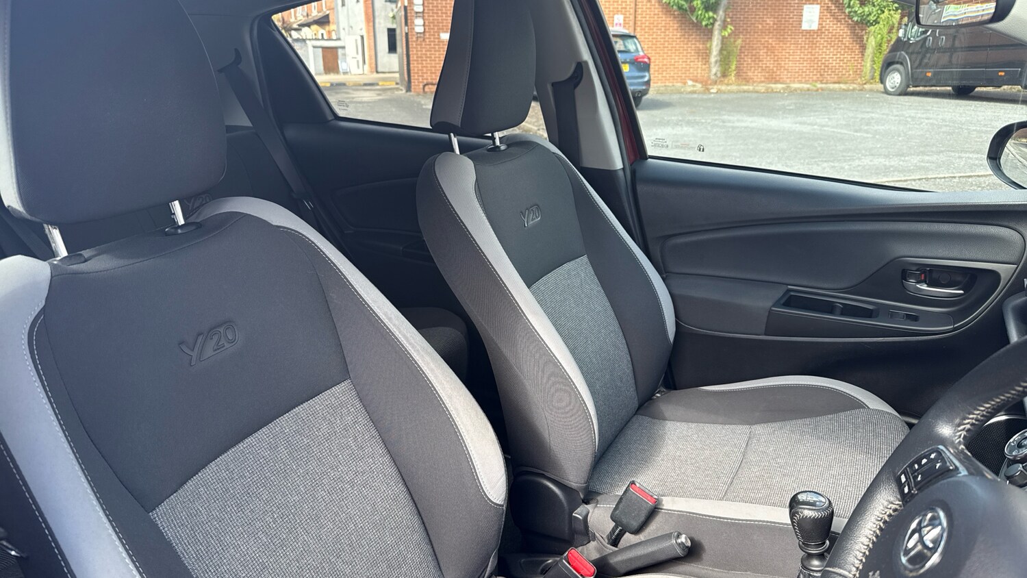 Used Toyota Yaris 2020 for sale - 75636225: Photo 42