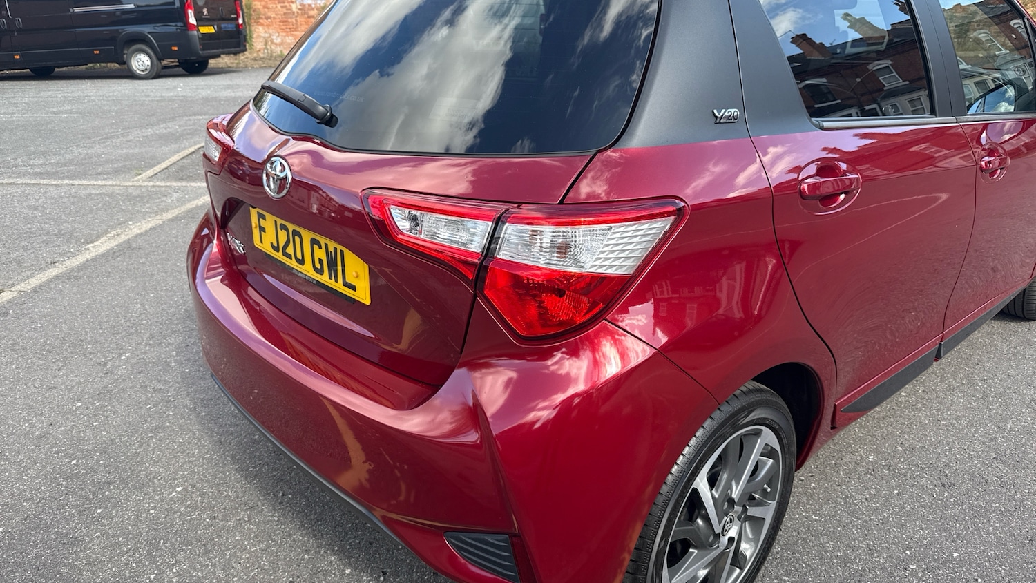 Used Toyota Yaris 2020 for sale - 75636225: Photo 45