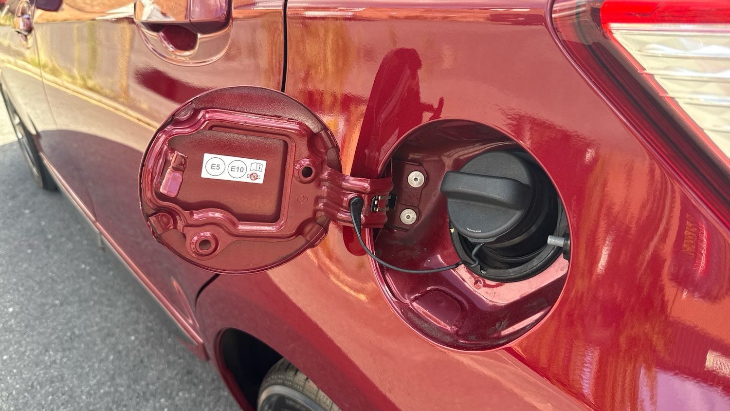 Used Toyota Yaris 2020 for sale - 75636225: Photo 51