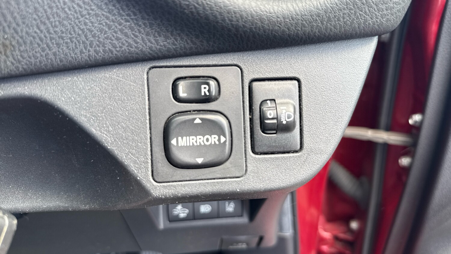 Used Toyota Yaris 2020 for sale - 75636225: Photo 53