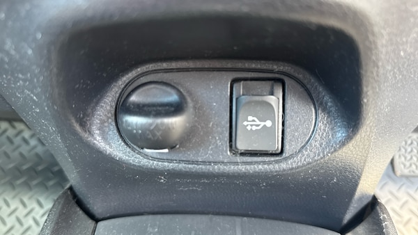 Used Toyota Yaris 2020 for sale - 75636225: Photo 54