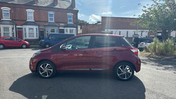 Used Toyota Yaris 2020 for sale - 75636225: Photo 6