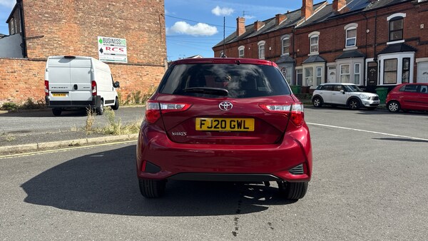 Used Toyota Yaris 2020 for sale - 75636225: Photo 9