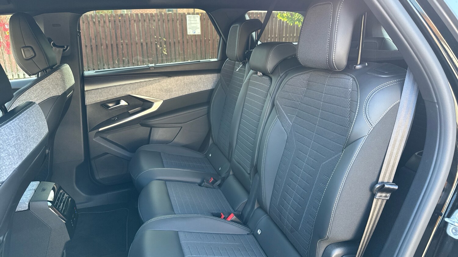 Used Peugeot 5008 2025 for sale - 76248419: Photo 33