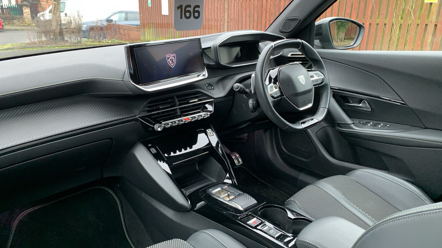 Used Peugeot 2008 2023 for sale - 77388245: Photo 12