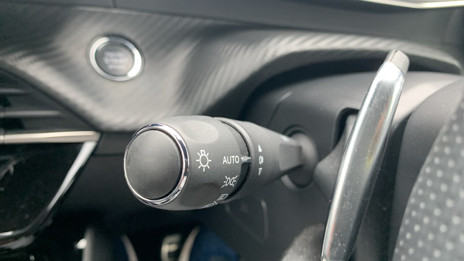 Used Peugeot 2008 2023 for sale - 77388245: Photo 27