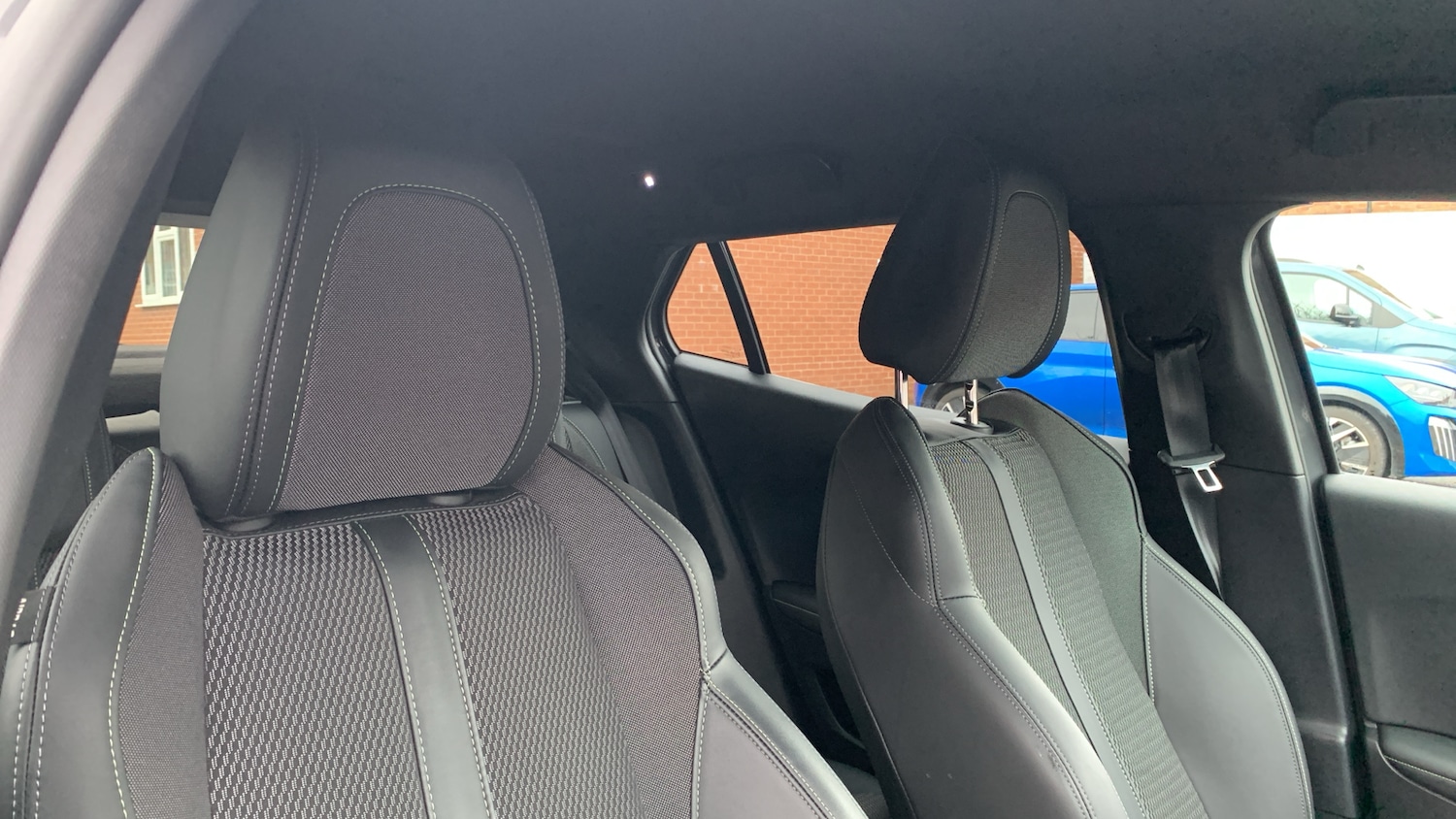 Used Peugeot 2008 2023 for sale - 77388245: Photo 39