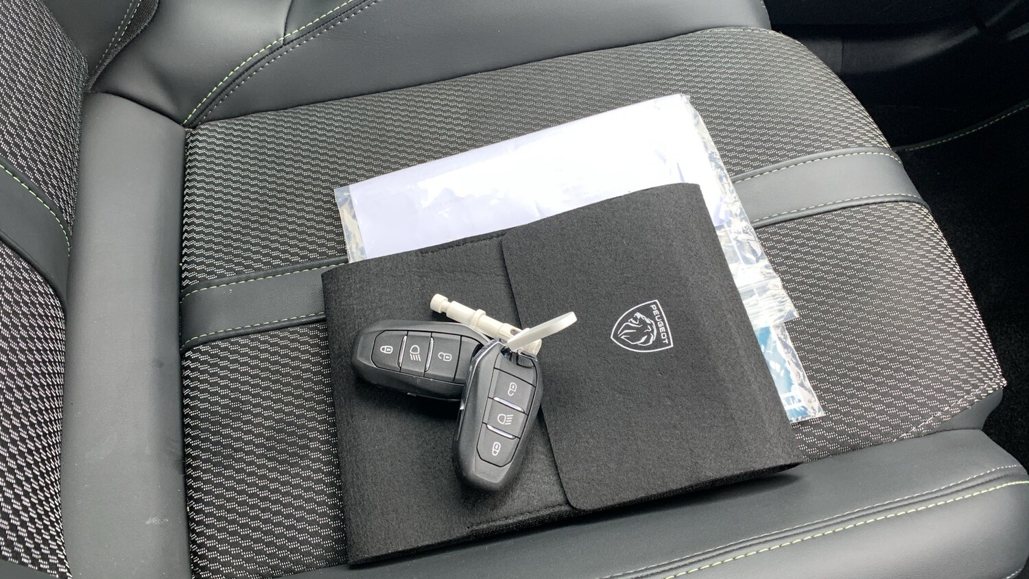 Used Peugeot 2008 2023 for sale - 77388245: Photo 44