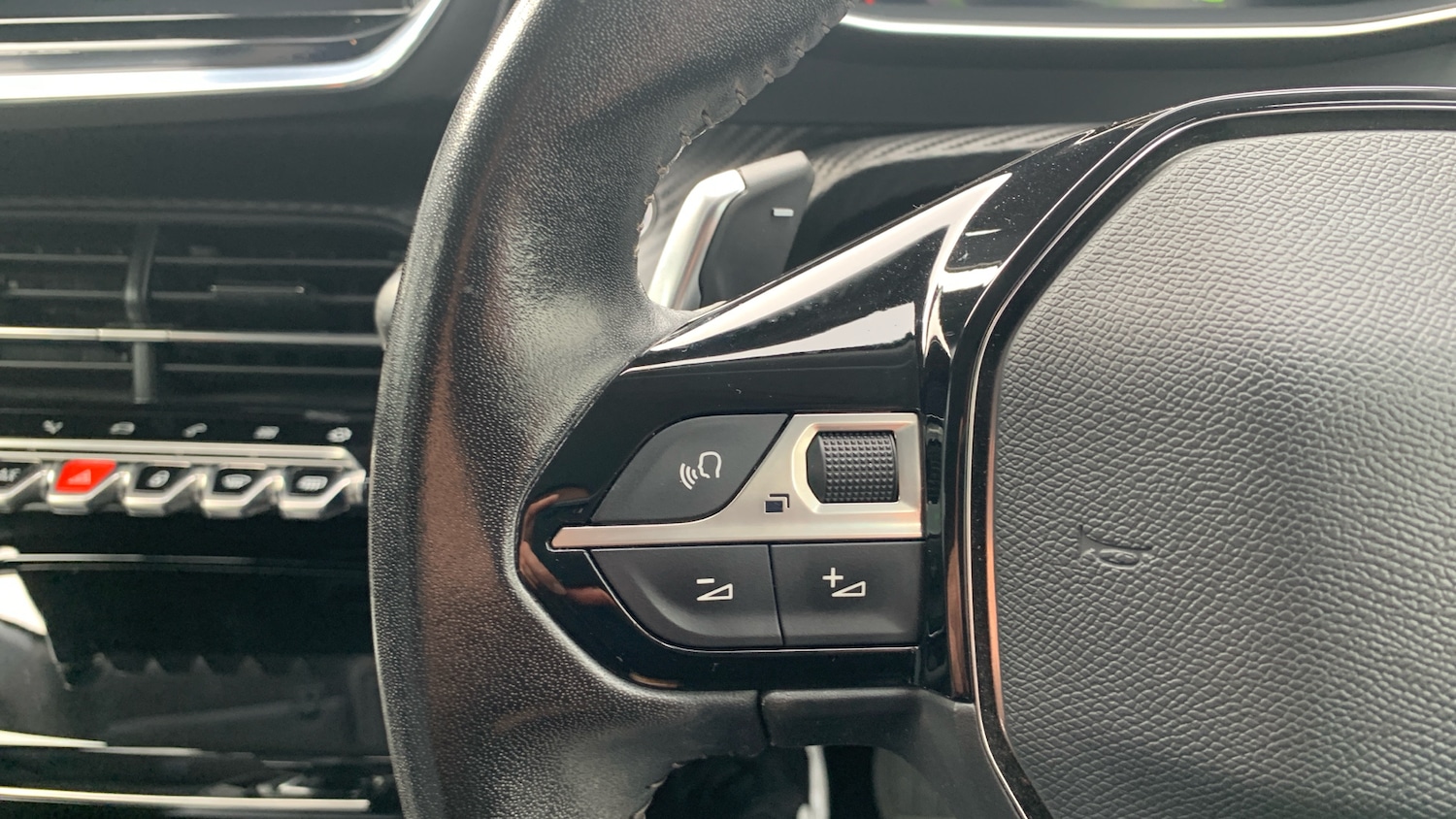 Used Peugeot 2008 2020 for sale - 77854964: Photo 23