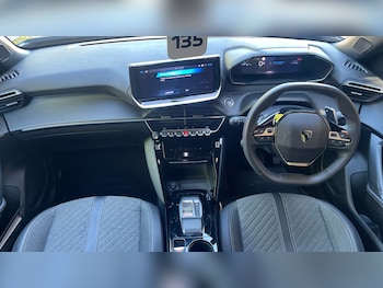 Used Peugeot 2008 2025 for sale - 78518080: Photo