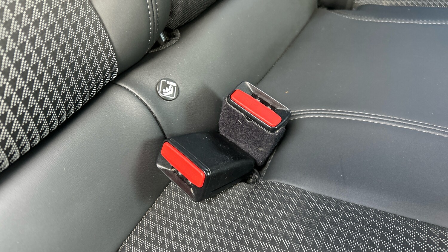 Used Peugeot 2008 2023 for sale - 77684941: Photo 35