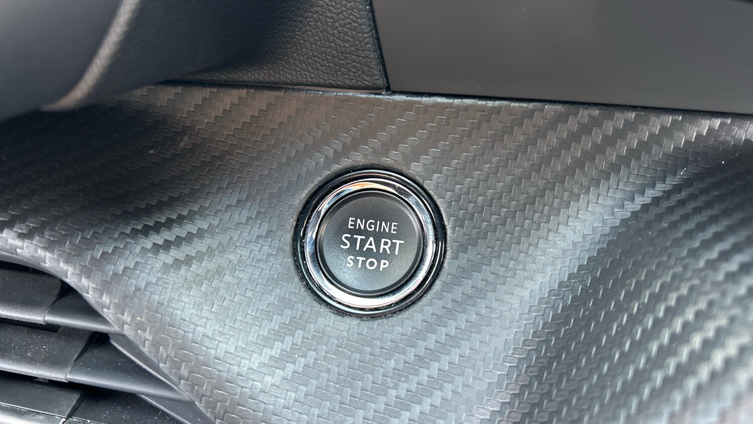 Used Peugeot 2008 2023 for sale - 77684941: Photo 40