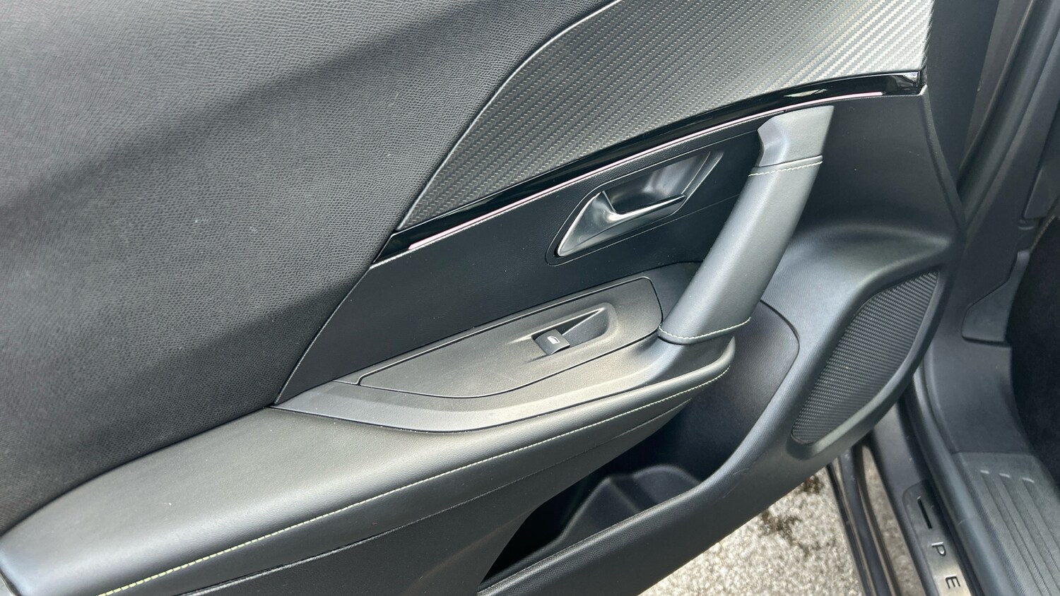 Used Peugeot 2008 2023 for sale - 77684941: Photo 41