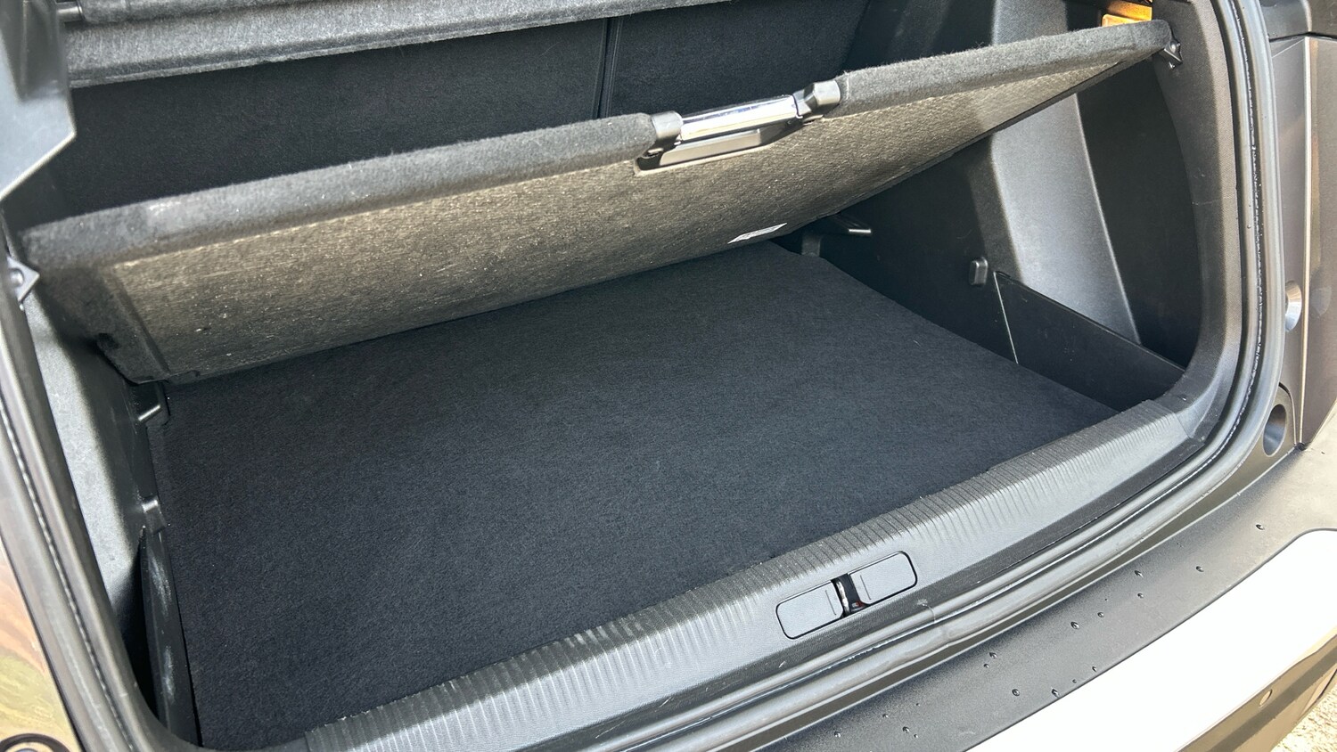 Used Peugeot 2008 2023 for sale - 77684941: Photo 52