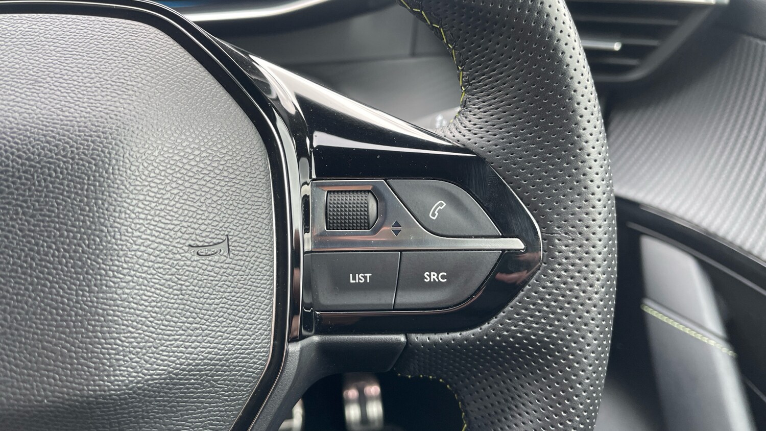 Used Peugeot 208 2021 for sale - 77613611: Photo 24