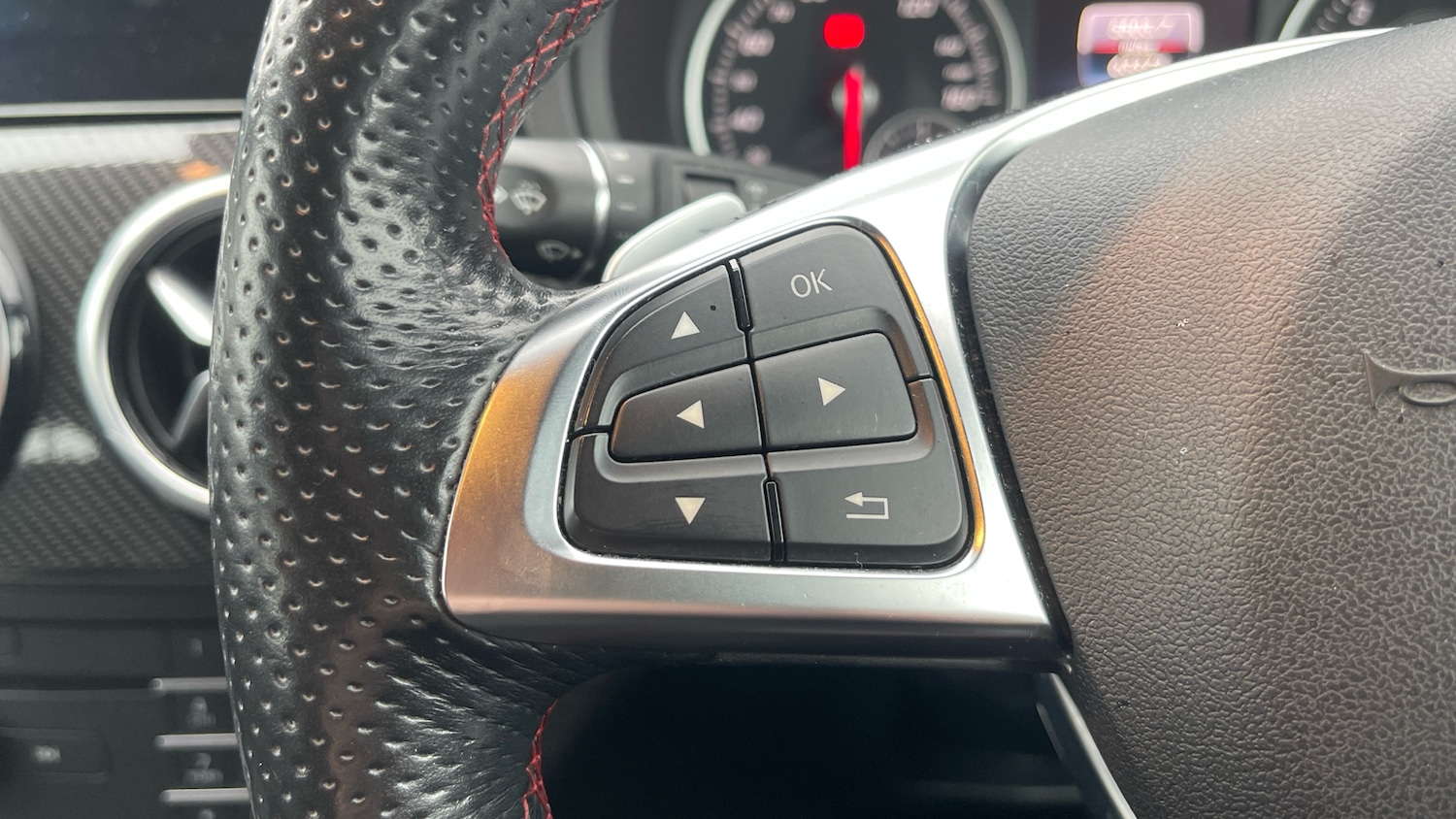 Used Mercedes-Benz B Class 2017 for sale - 77659669: Photo 23