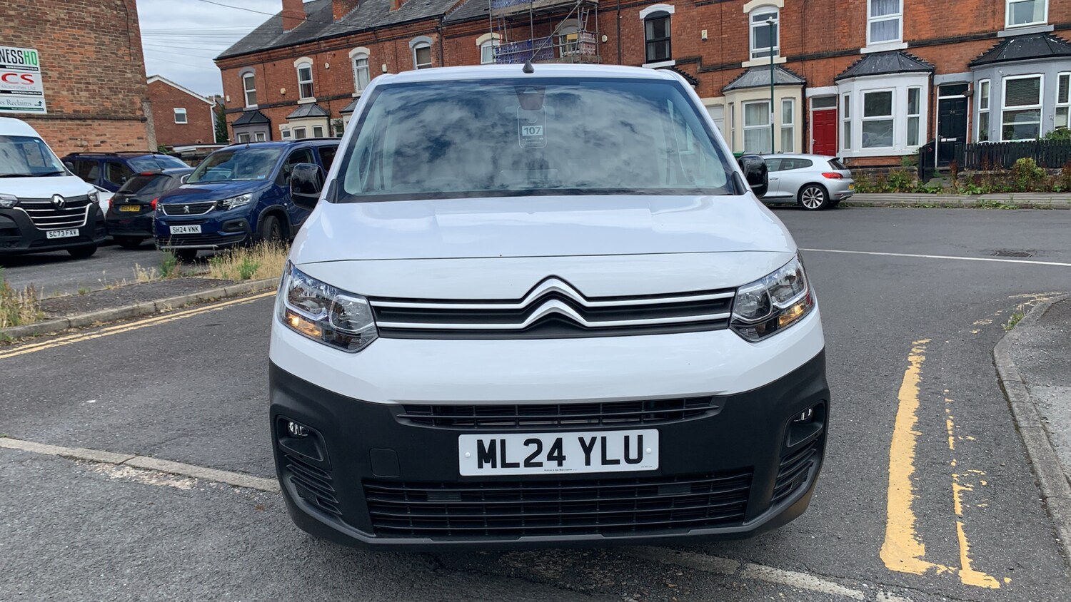 Vehicle 28