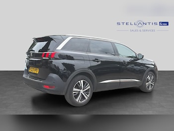 Used Peugeot 5008 2023 for sale - 79566542: Photo