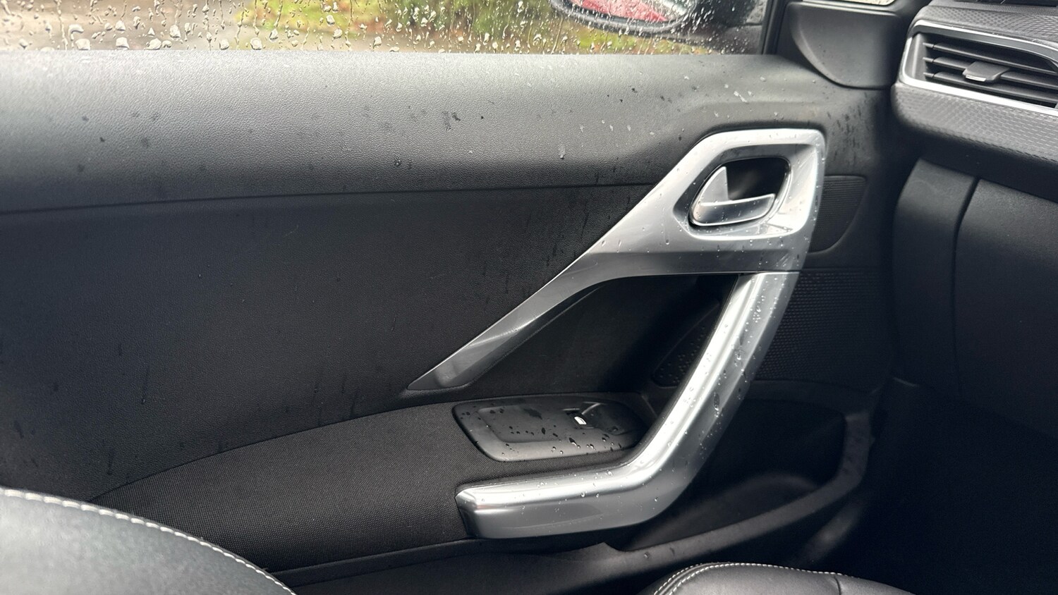 Used Peugeot 2008 2019 for sale - 76772580: Photo 42