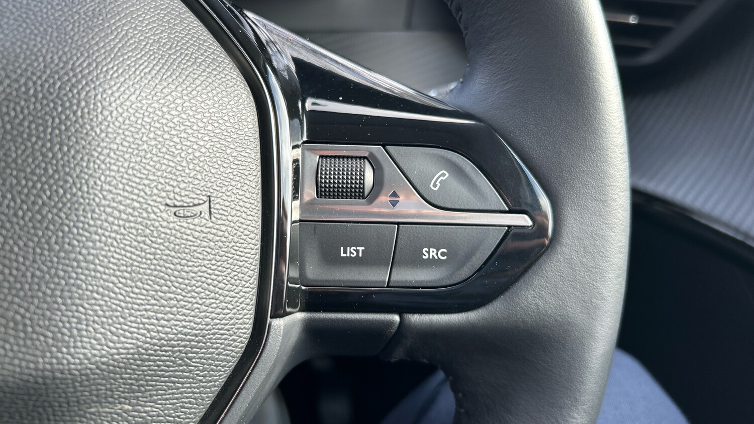 Used Peugeot 208 2021 for sale - 77672494: Photo 24