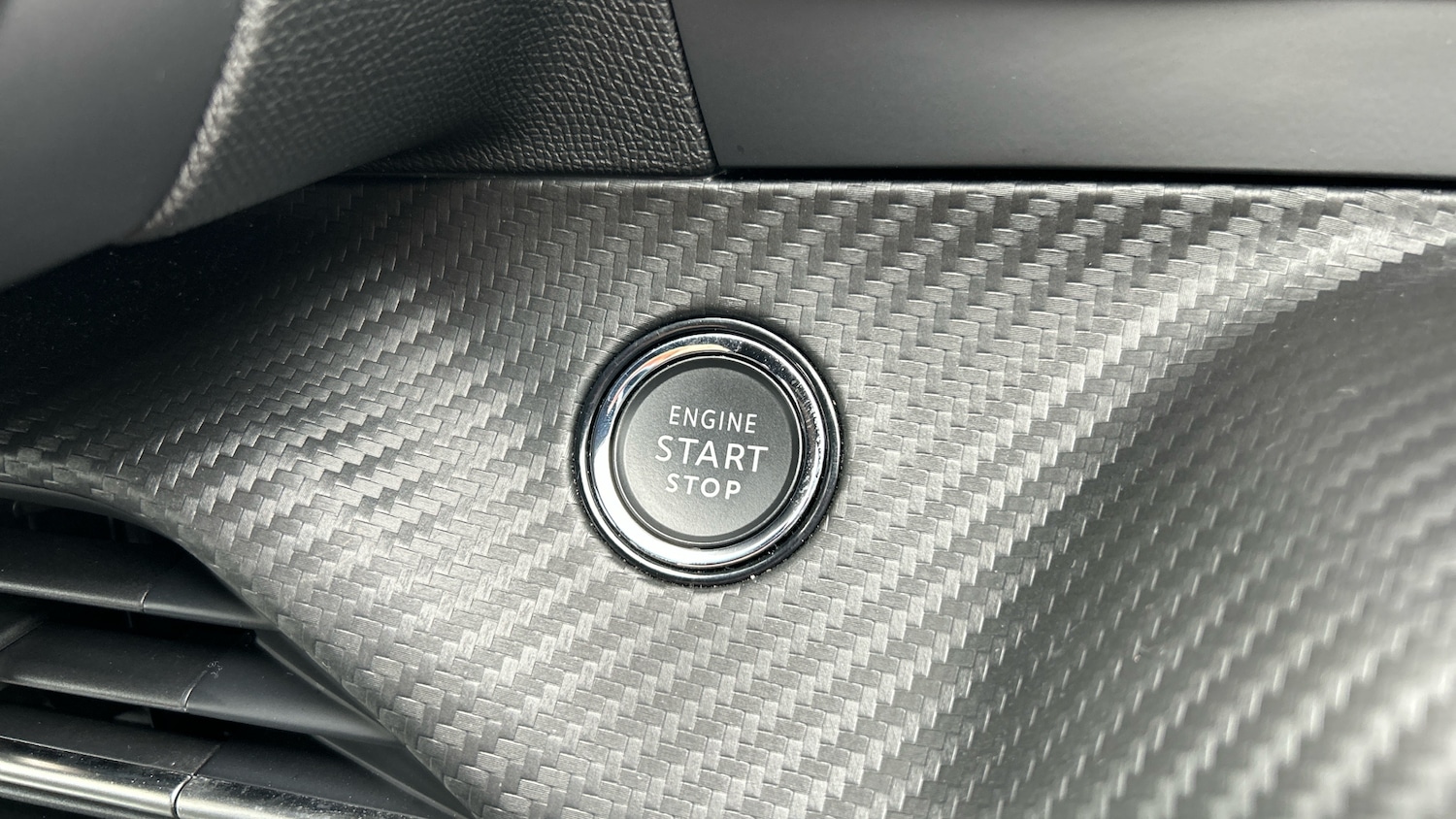 Used Peugeot 2008 2024 for sale - 77551280: Photo 40