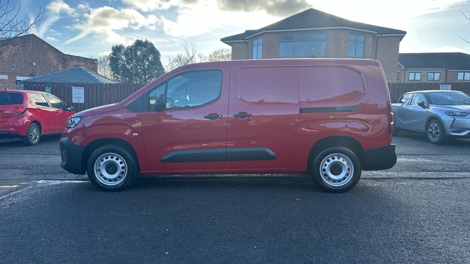 Used Citroen Berlingo 2024 for sale - 77145154: Photo 7