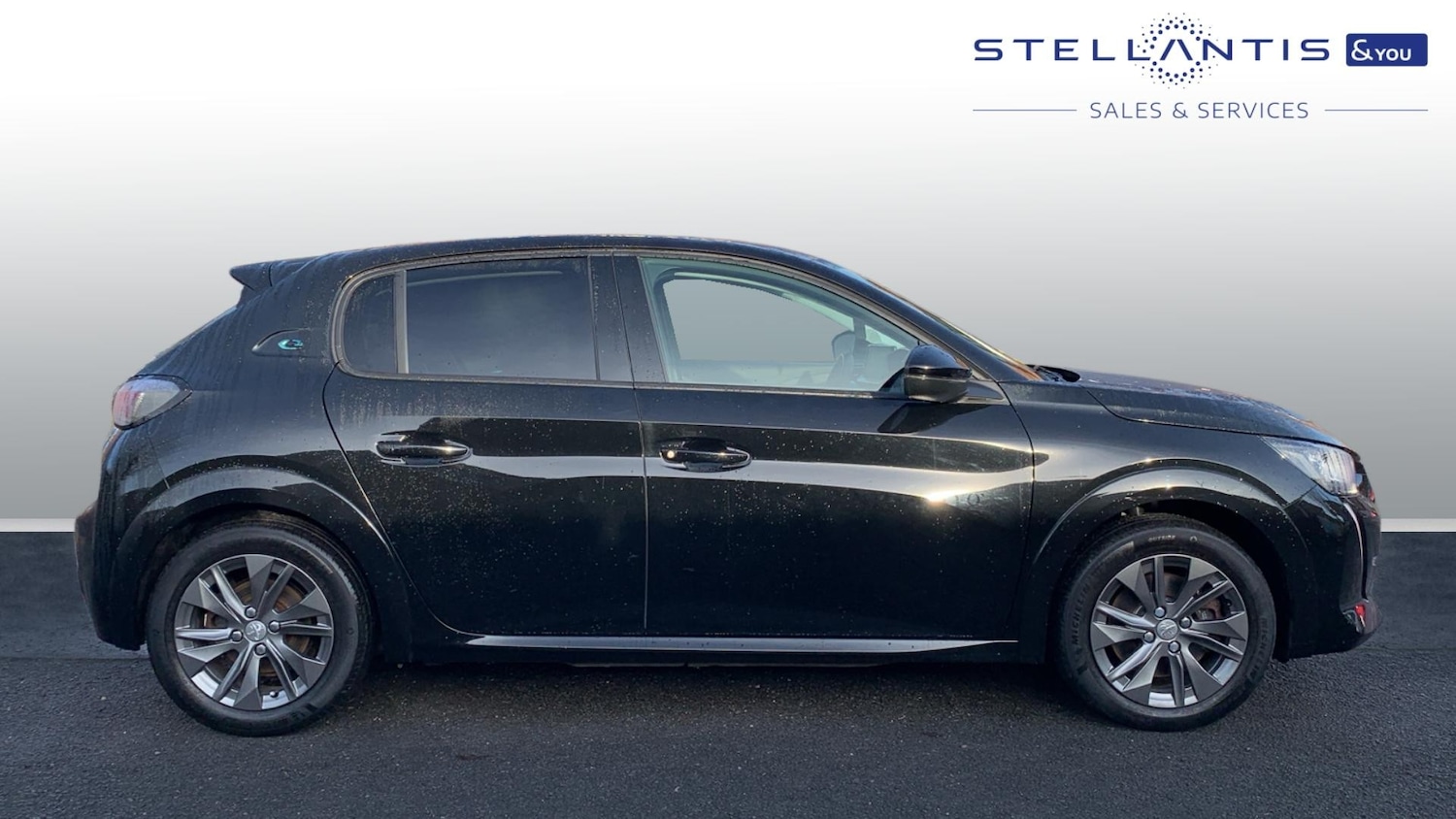 Used Peugeot 208 2021 for sale - 76953779: Photo 2