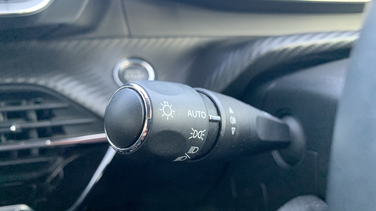 Used Peugeot 208 2021 for sale - 76953779: Photo 27