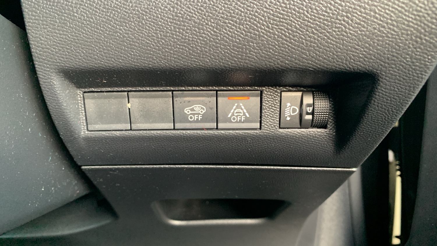 Used Peugeot 208 2021 for sale - 76953779: Photo 34