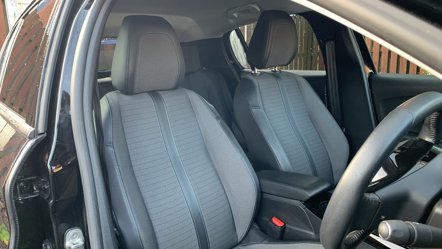 Used Peugeot 208 2021 for sale - 76953779: Photo 40