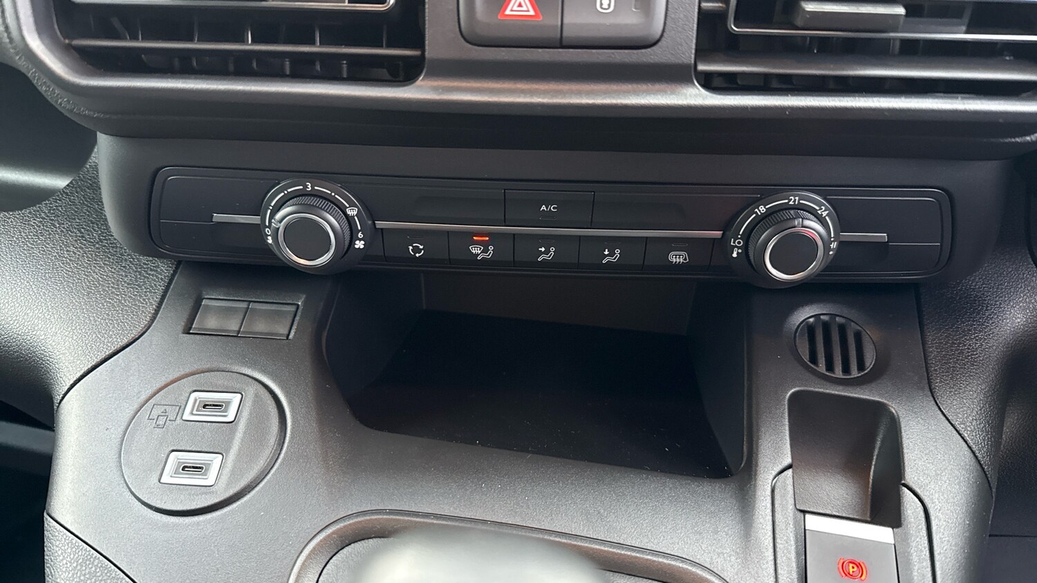 Used Citroen Berlingo 2024 for sale - 76887938: Photo 37