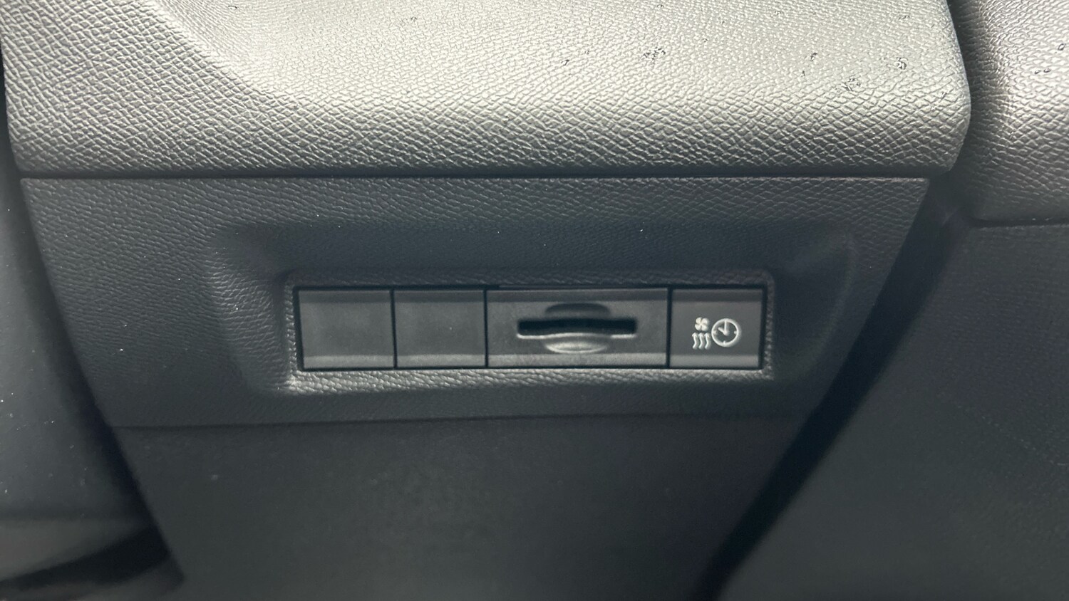 Used Peugeot 308 2024 for sale - 77551314: Photo 38