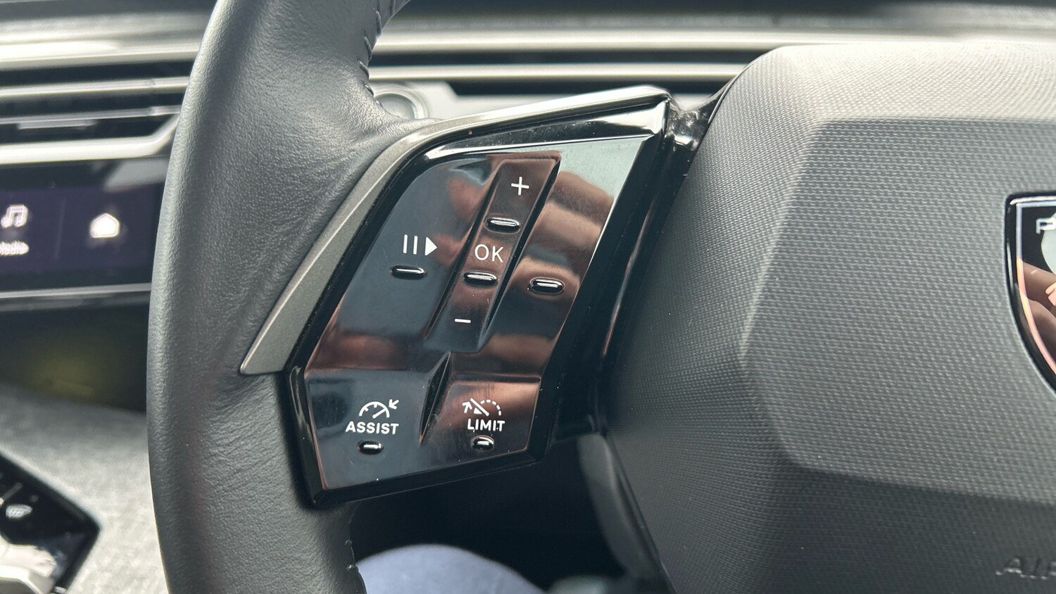 Used Peugeot 3008 2025 for sale - 77218085: Photo 23