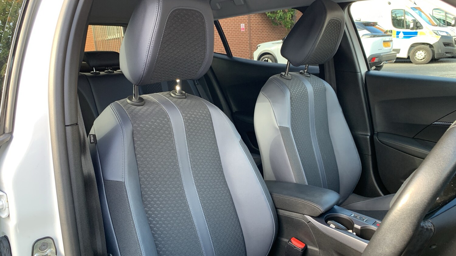 Used Peugeot 2008 2020 for sale - 76073683: Photo 39