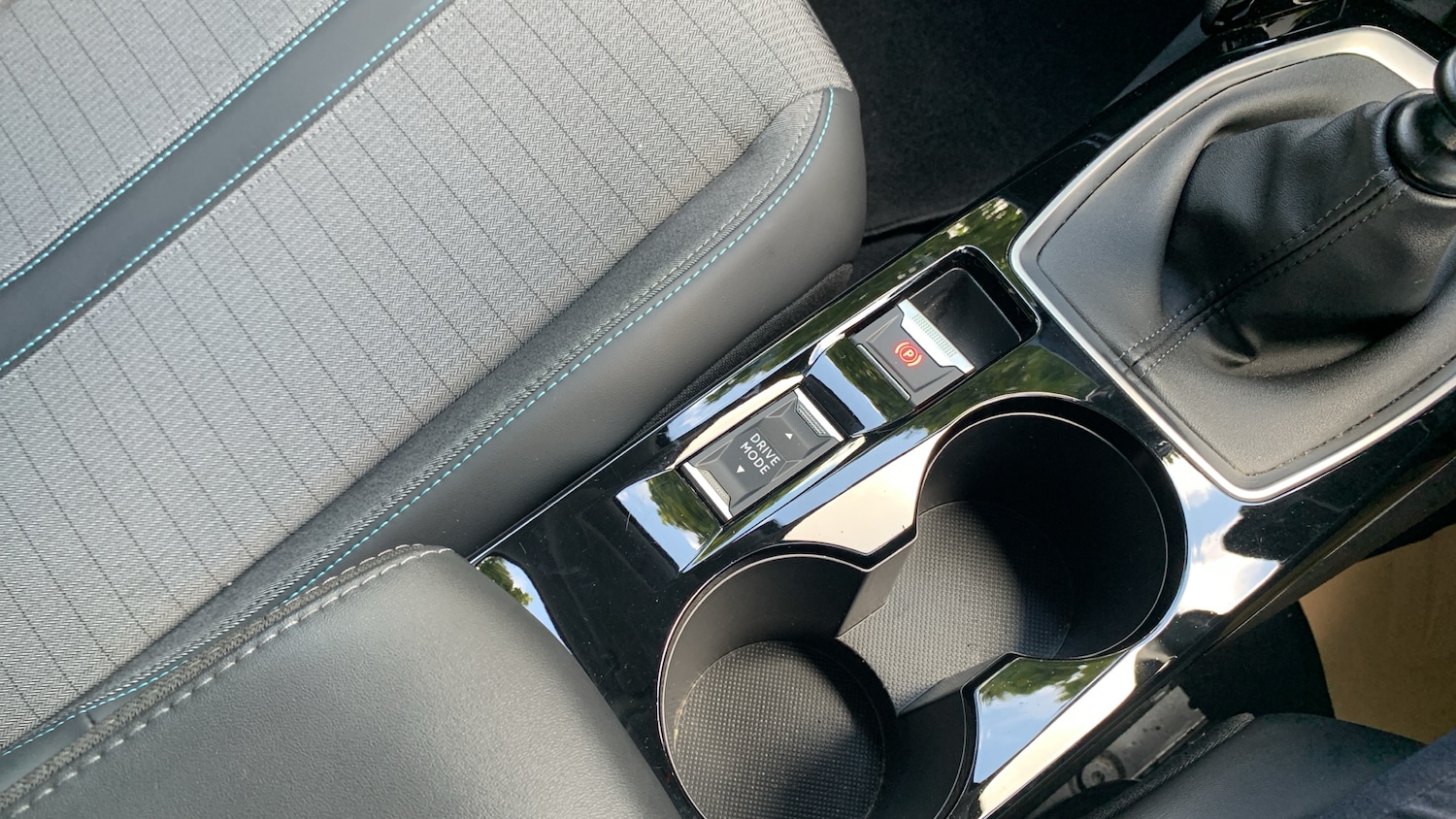 Used Peugeot 2008 2022 for sale - 75811694: Photo 21