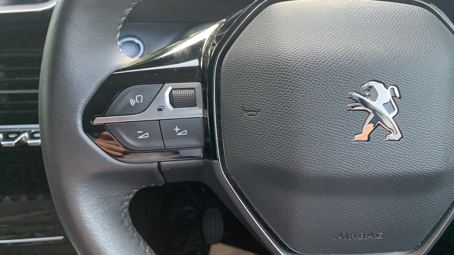 Used Peugeot 2008 2022 for sale - 75811694: Photo 23