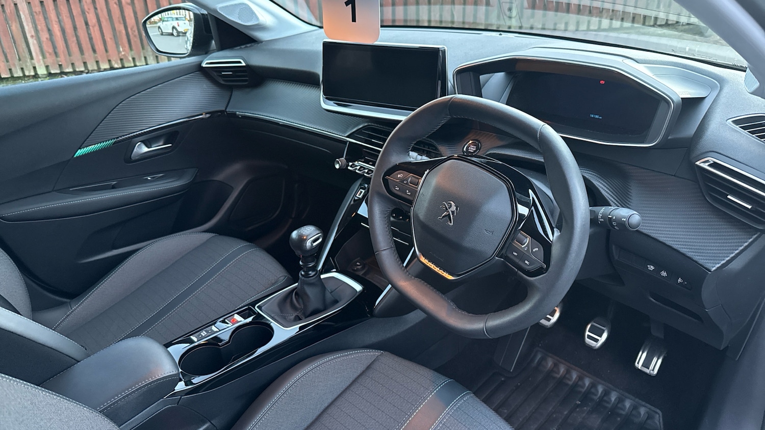 Used Peugeot 208 2022 for sale - 76887906: Photo 11