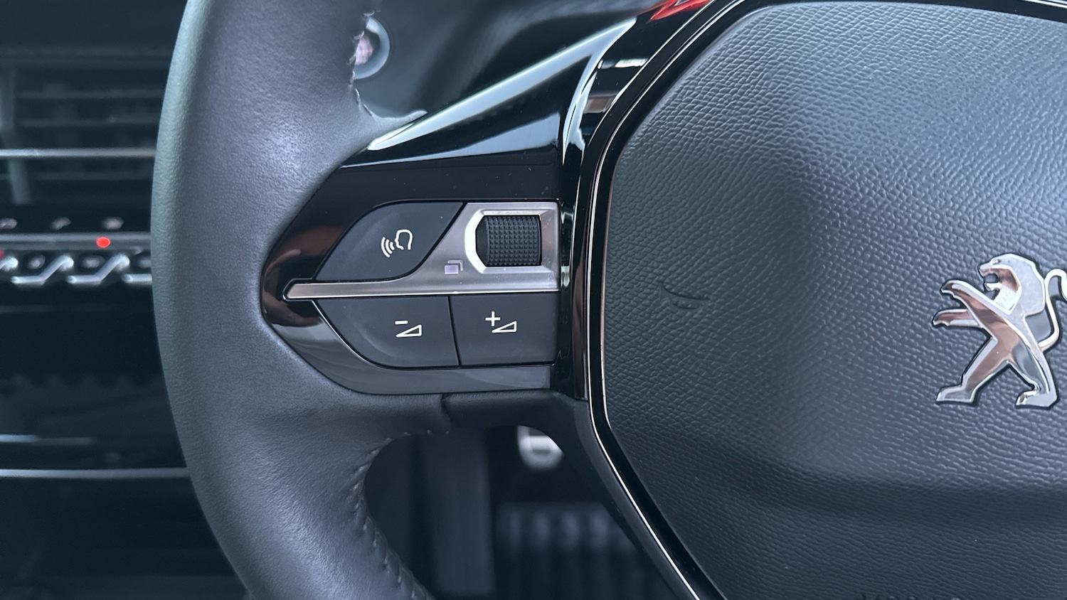 Used Peugeot 208 2022 for sale - 76887906: Photo 23