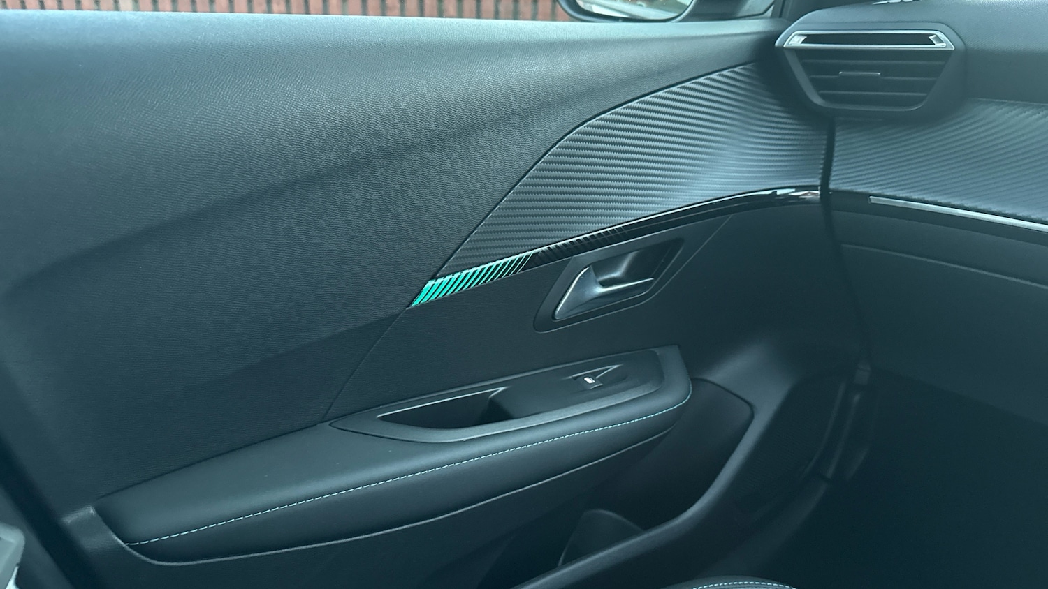 Used Peugeot 208 2022 for sale - 76887906: Photo 41