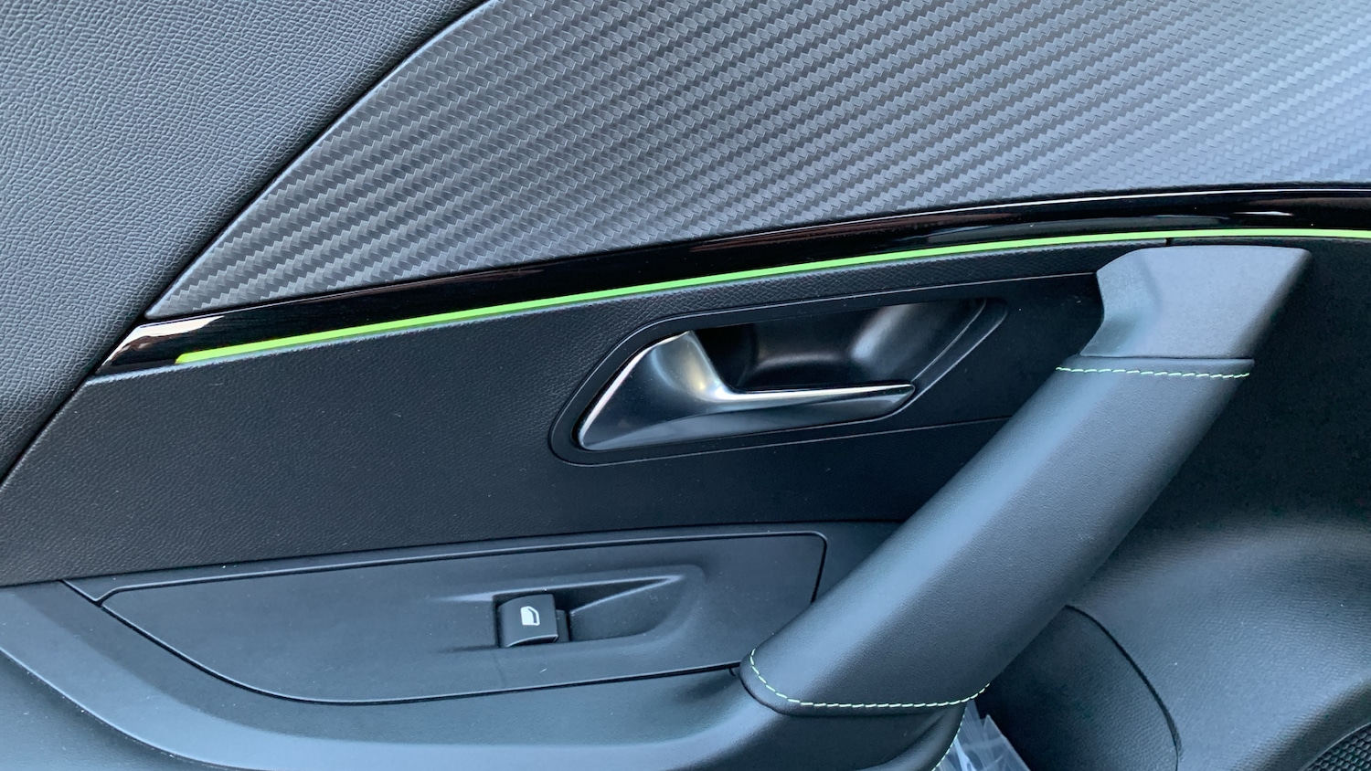 Used Peugeot 2008 2023 for sale - 77254294: Photo 39