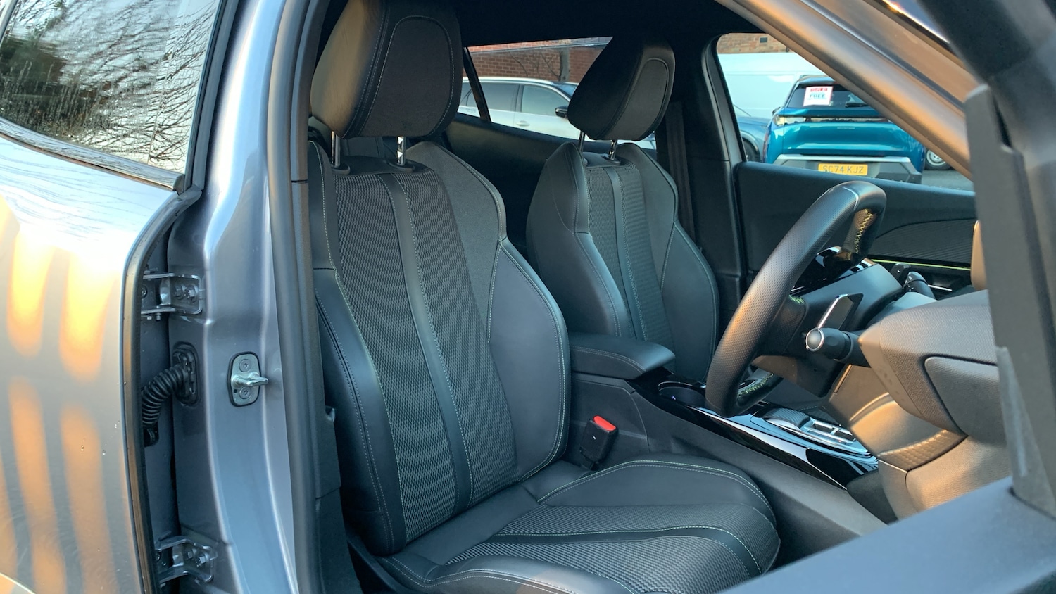 Used Peugeot 2008 2023 for sale - 77254294: Photo 40