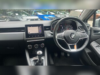 Used Renault Clio 2020 for sale - 75811724: Photo