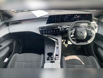 Used Peugeot 5008 2024 for sale - 78785472: Photo