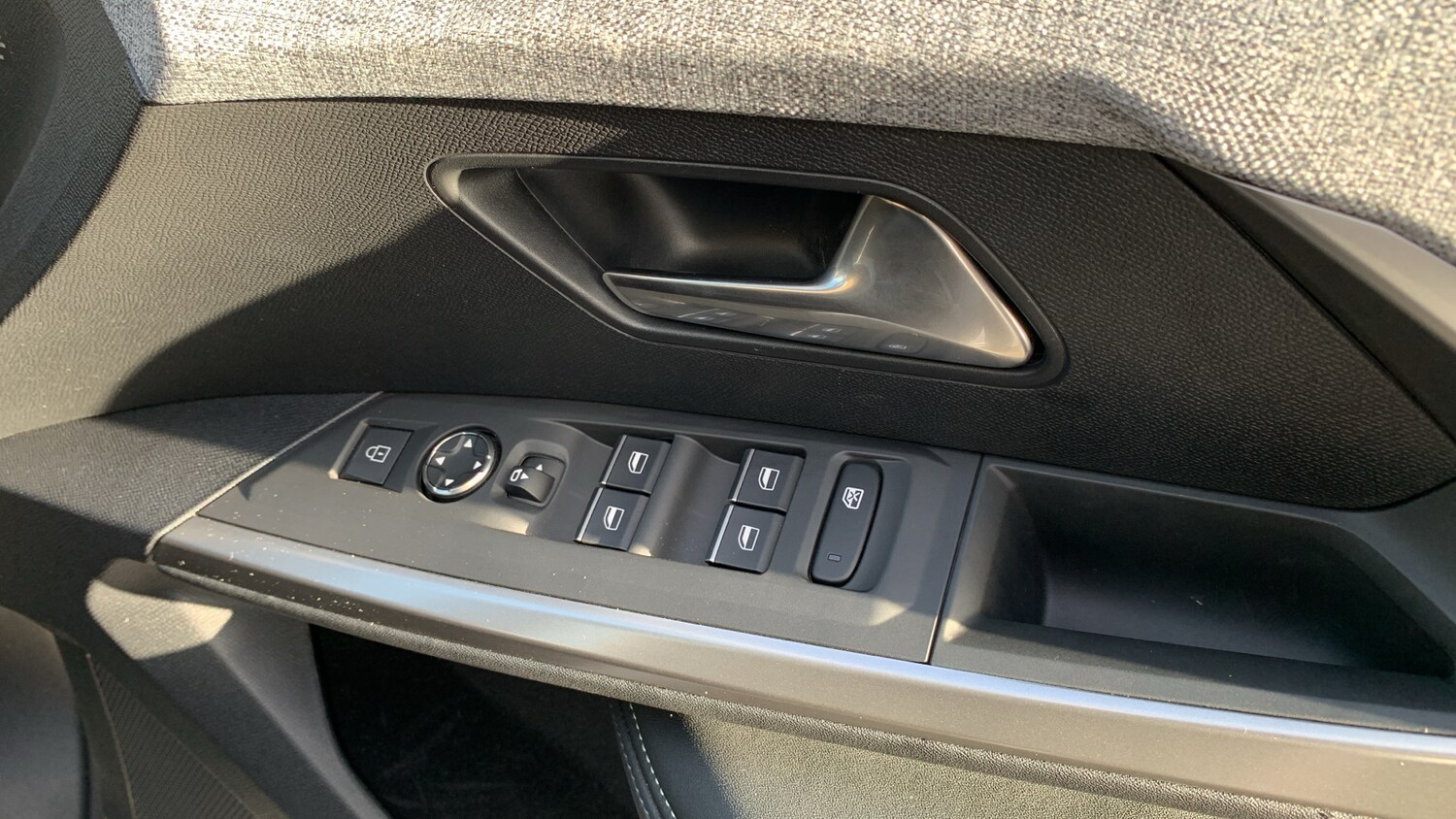 Used Peugeot 5008 2025 for sale - 76139402: Photo 22