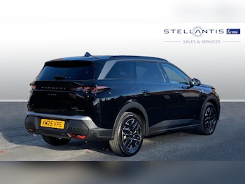 Used Peugeot 5008 2025 for sale - 76458463: Photo