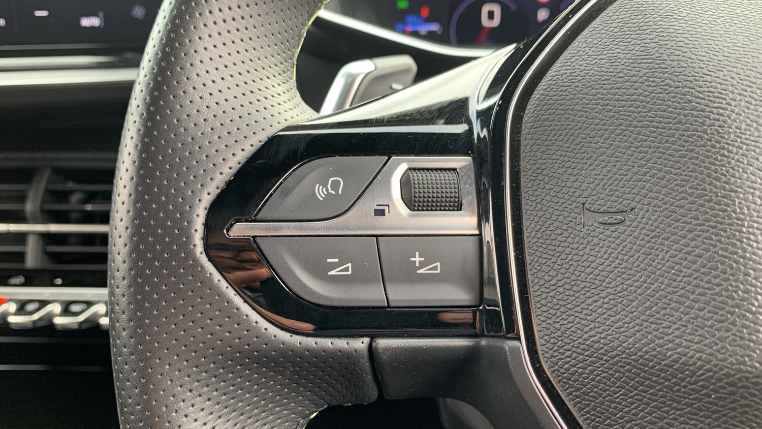 Used Peugeot 2008 2024 for sale - 76154031: Photo 23