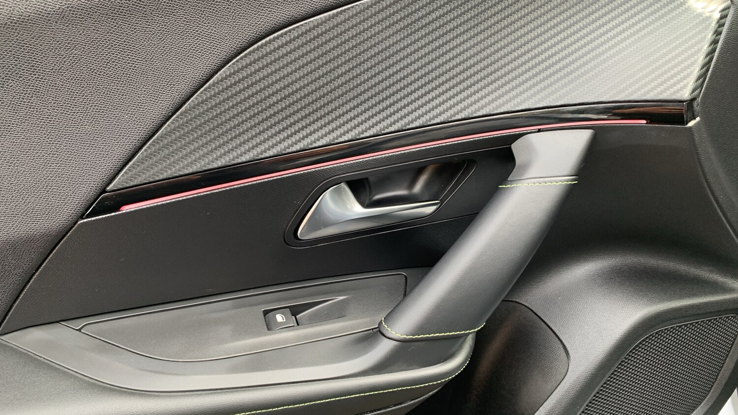 Used Peugeot 2008 2024 for sale - 76154031: Photo 41