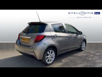 Used Toyota Yaris 2015 for sale - 74295227: Photo