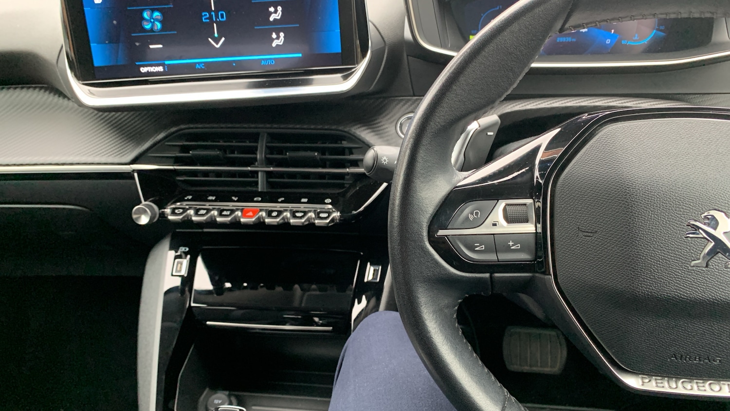 Used Peugeot 2008 2021 for sale - 76400016: Photo 23