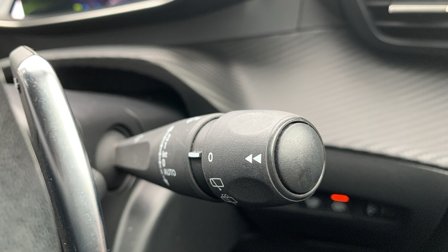 Used Peugeot 2008 2021 for sale - 76400016: Photo 28